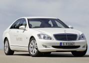 Mercedes-Benz S400 BlueHYBRID